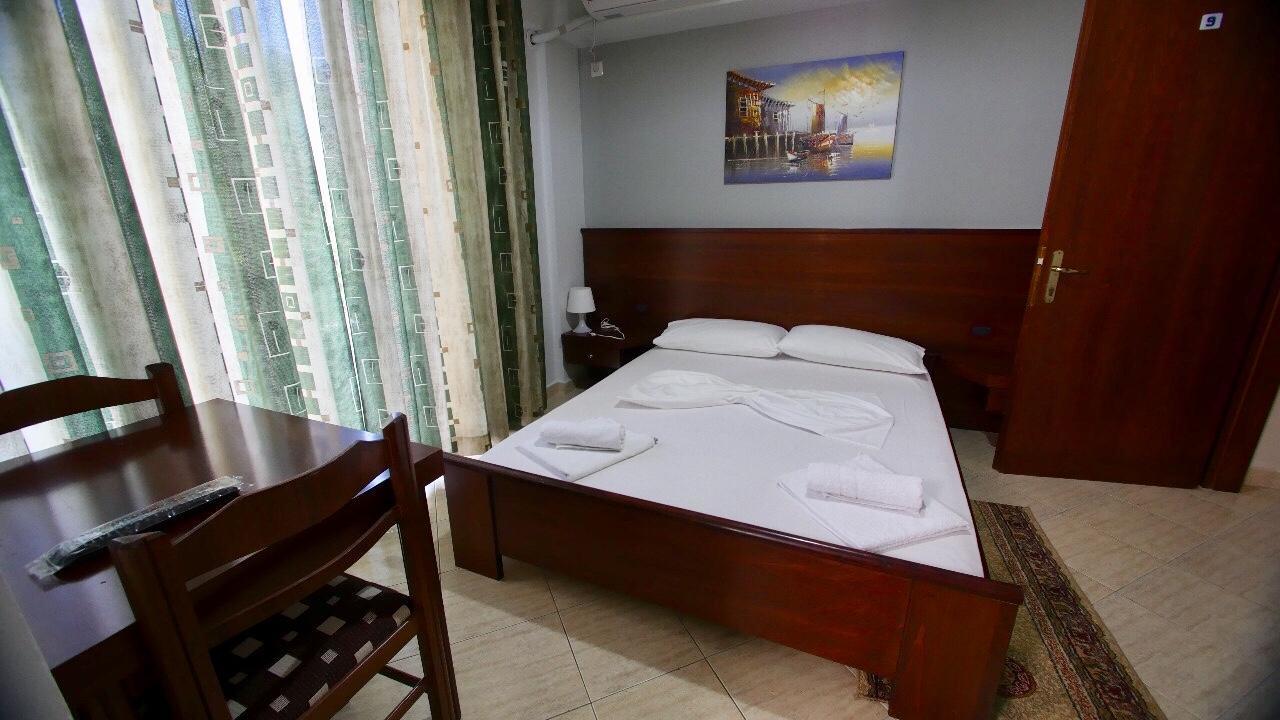 Hotel Venera Sarandë Buitenkant foto